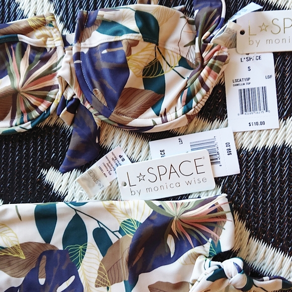 L*Space Camellia + Bummin Bottom Bikini Set NWT - Picture 4 of 10
